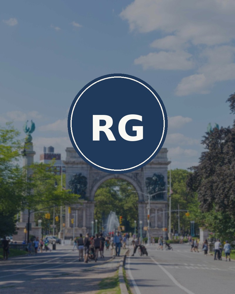 Rafael Gutnick, Lang Realty agent in Brooklyn